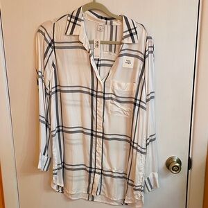 Old Navy White and Blue Plaid Button Down Shirt